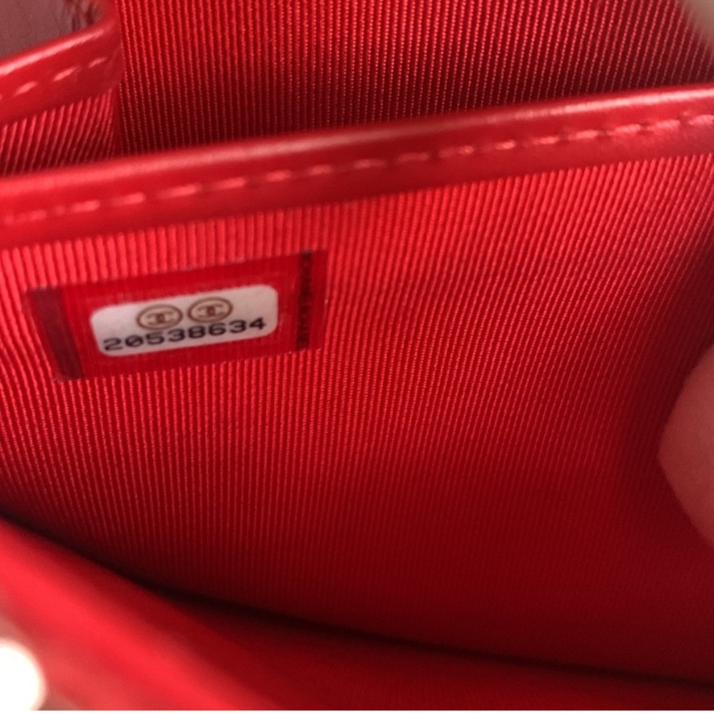 Chanel Wallet - Picture 2 of 2